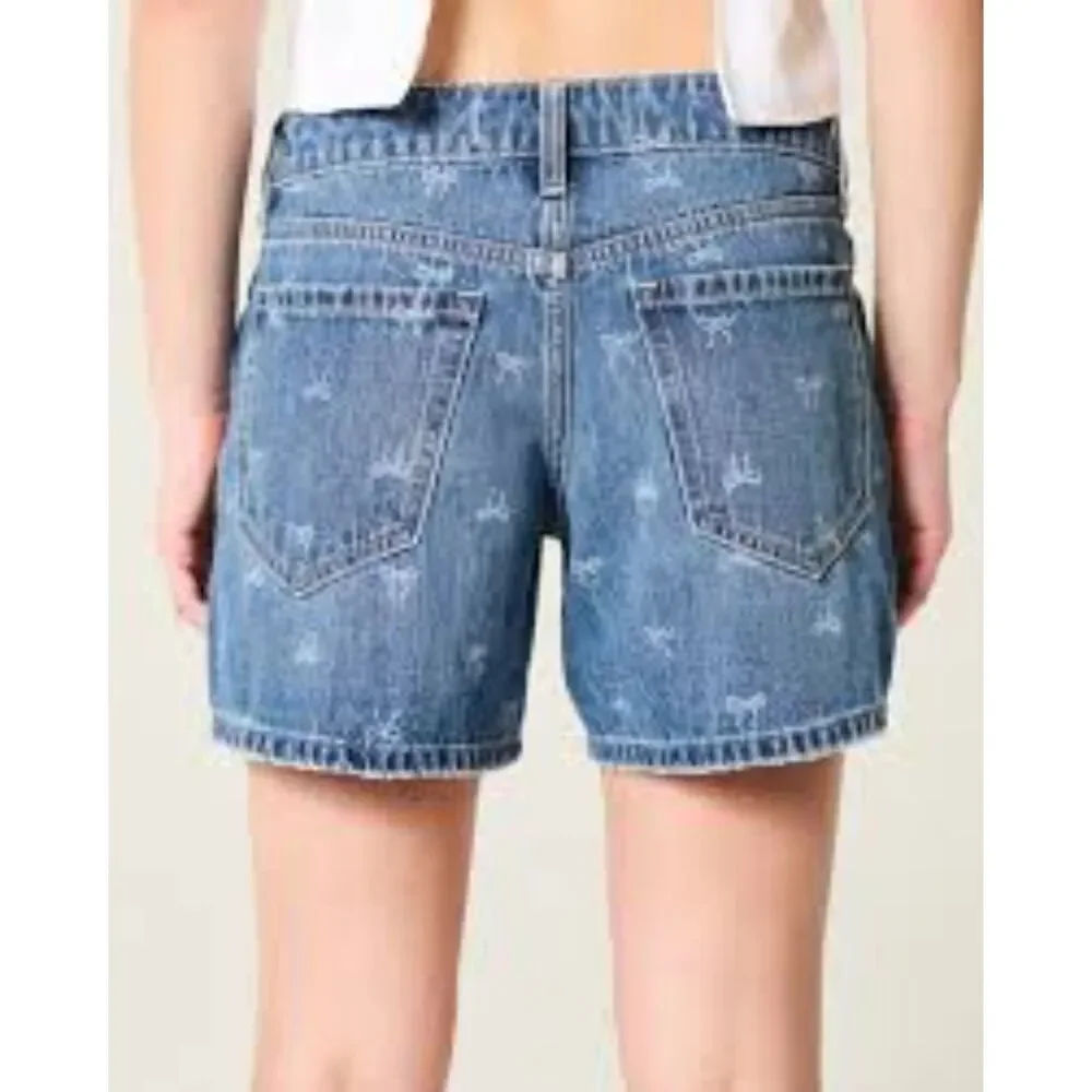 NWT Hollister Low Rise Baggy Denim Shorts, Bow, Medium Wash, Size 27/4